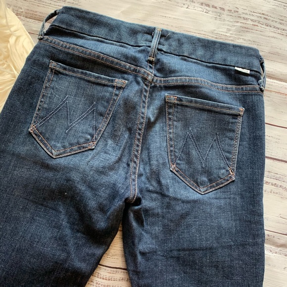 Mother Jeans The Looker Ankle Fray in Girl Crush - Picture 13 of 14